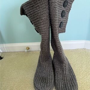 Knit Grey Uggs